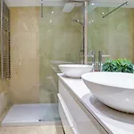 Apartman Mediterraneo Seaview By Hello Homes